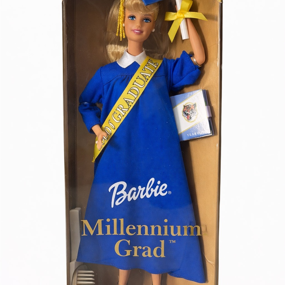 Barbie Millennium Grad 2000 Special Edition Mattel Doll NIB